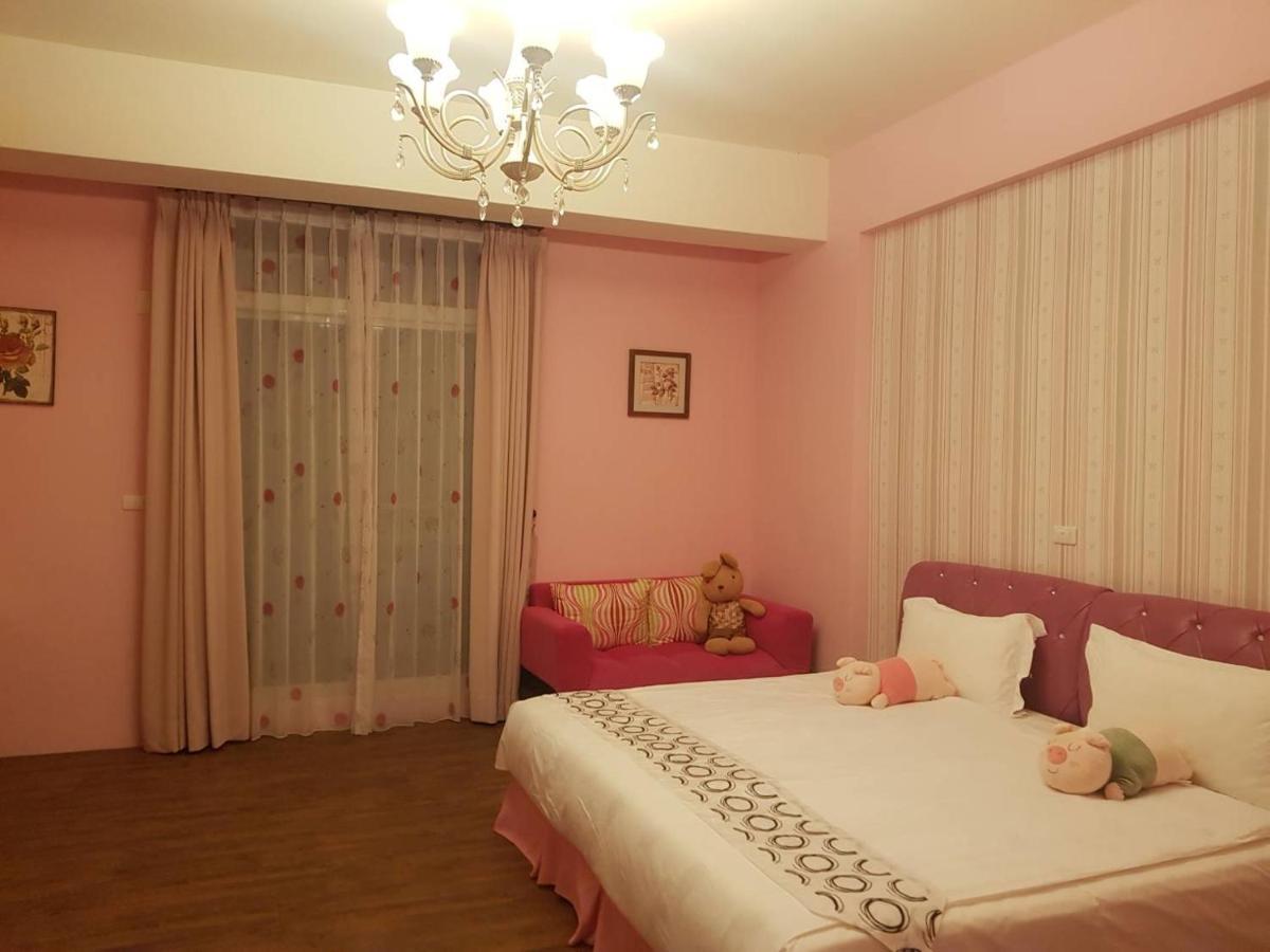 Baby Pig B&B T'ai-tung Exterior foto